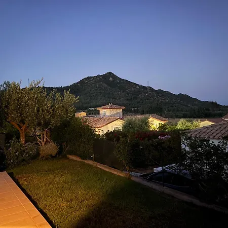 Βίλα Elegante Vista Mare Con Giardino Privato Costa Rei
