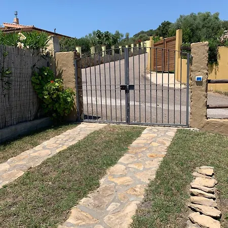 Elegante Vista Mare Con Giardino Privato Costa Rei *