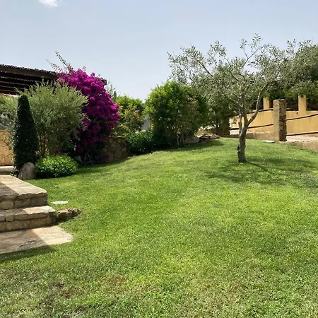 Elegante Vista Mare Con Giardino Privato Costa Rei Βίλα *