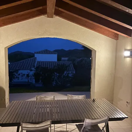 Βίλα Elegante Vista Mare Con Giardino Privato Costa Rei *