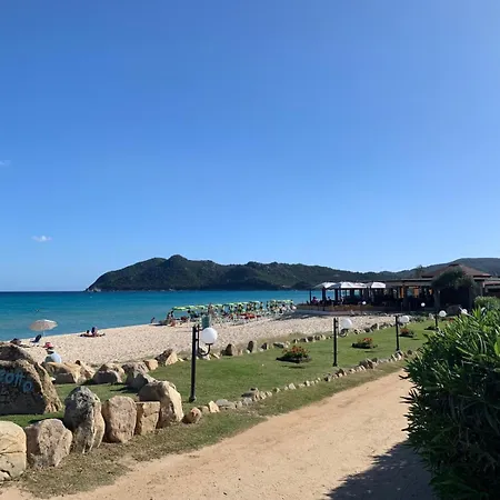 Elegante Vista Mare Con Giardino Privato Costa Rei Villa Cala Sinzias